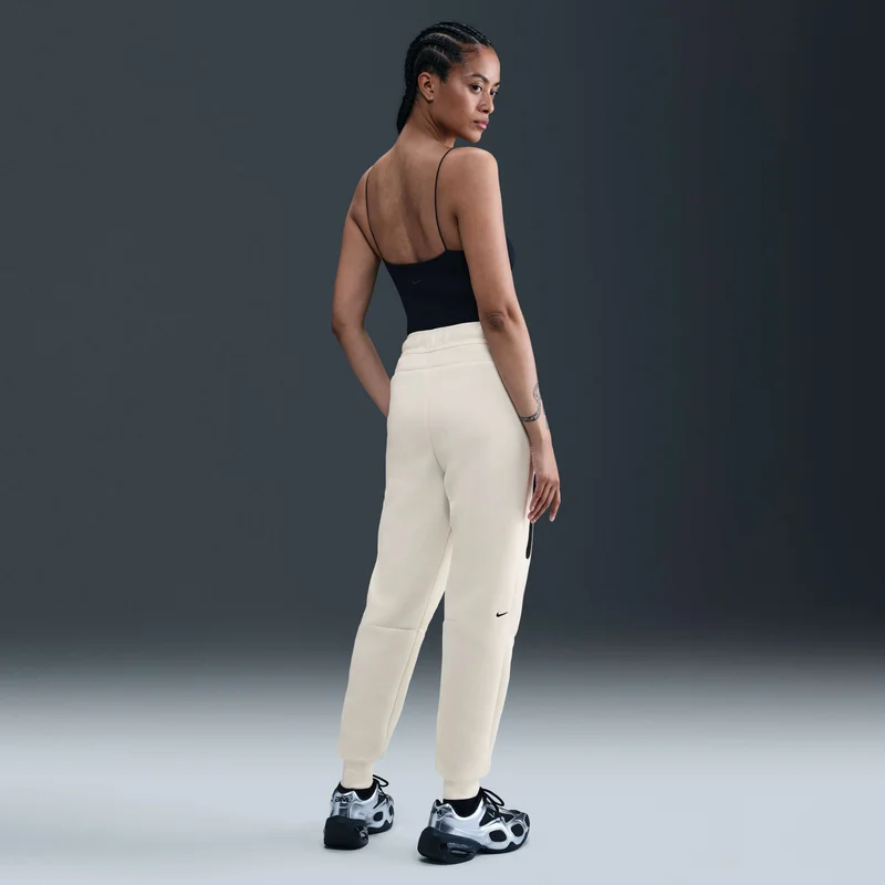 Nike White Women's Sportswear Tech Fleece Joggers for Women | Best Price UAE